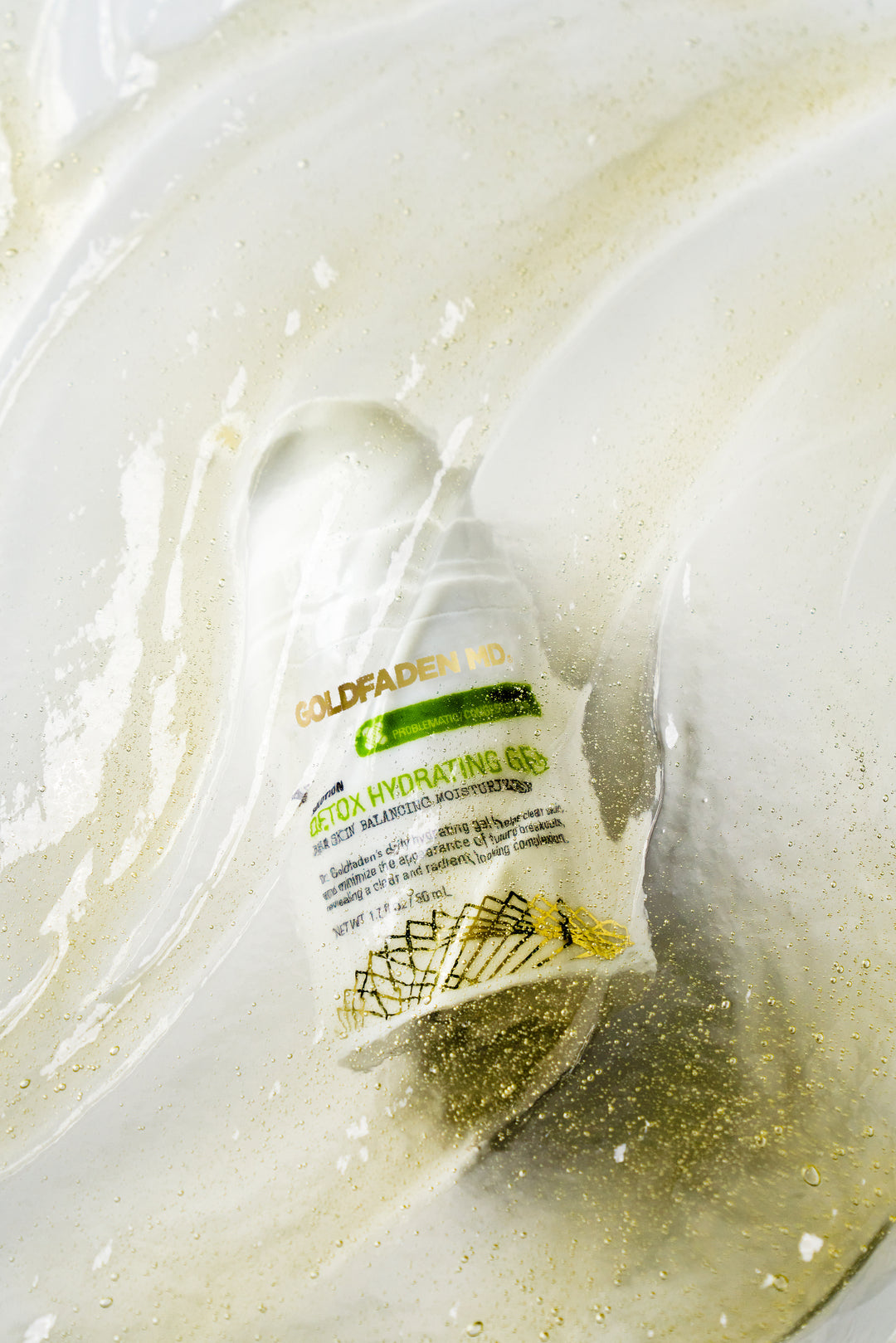 DETOX HYDRATING GEL - BHA Skin Balancing Moisturizer from GOLDFADEN MD available online on Qiyorro