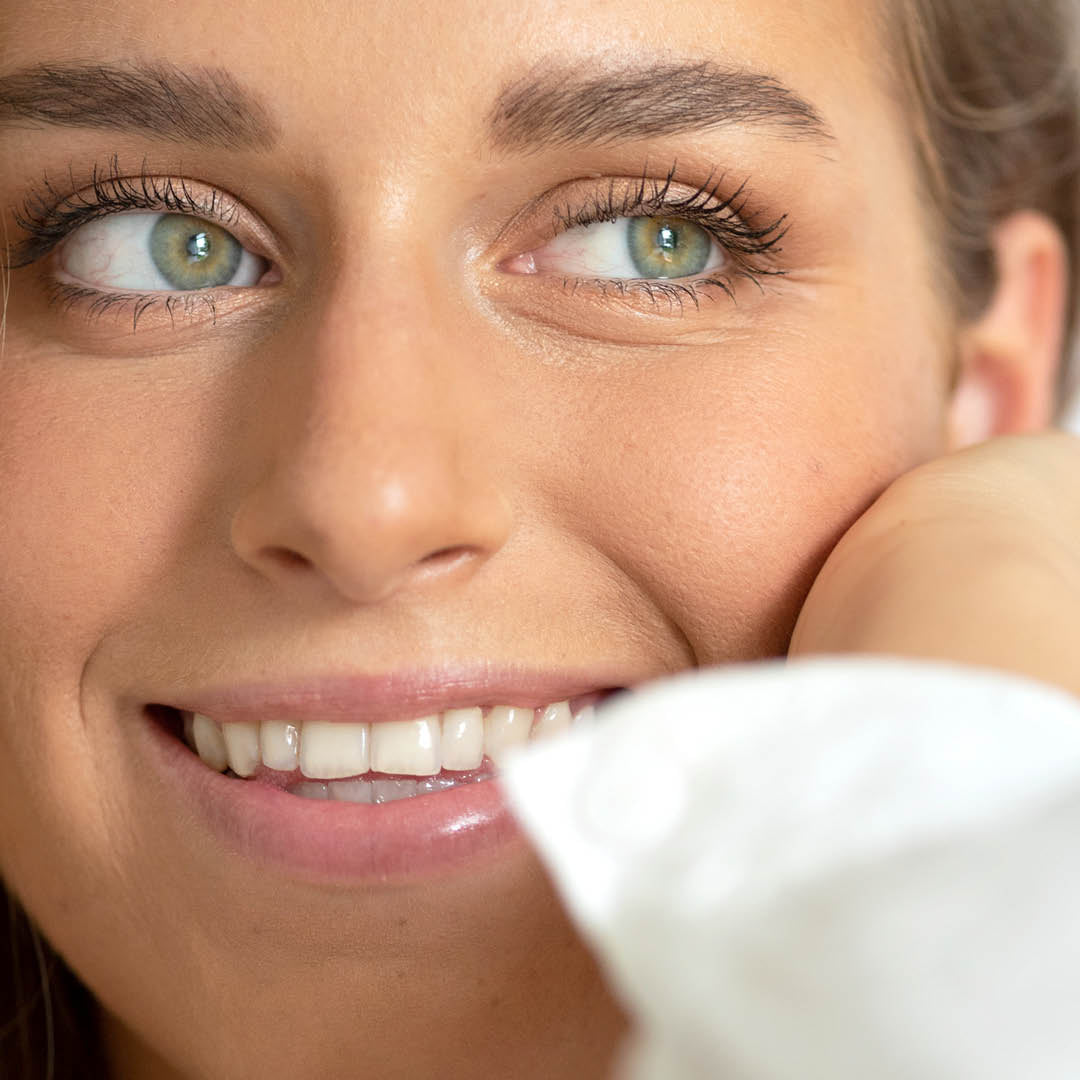 Almond Oil Eyebrow Pencil - Perfect