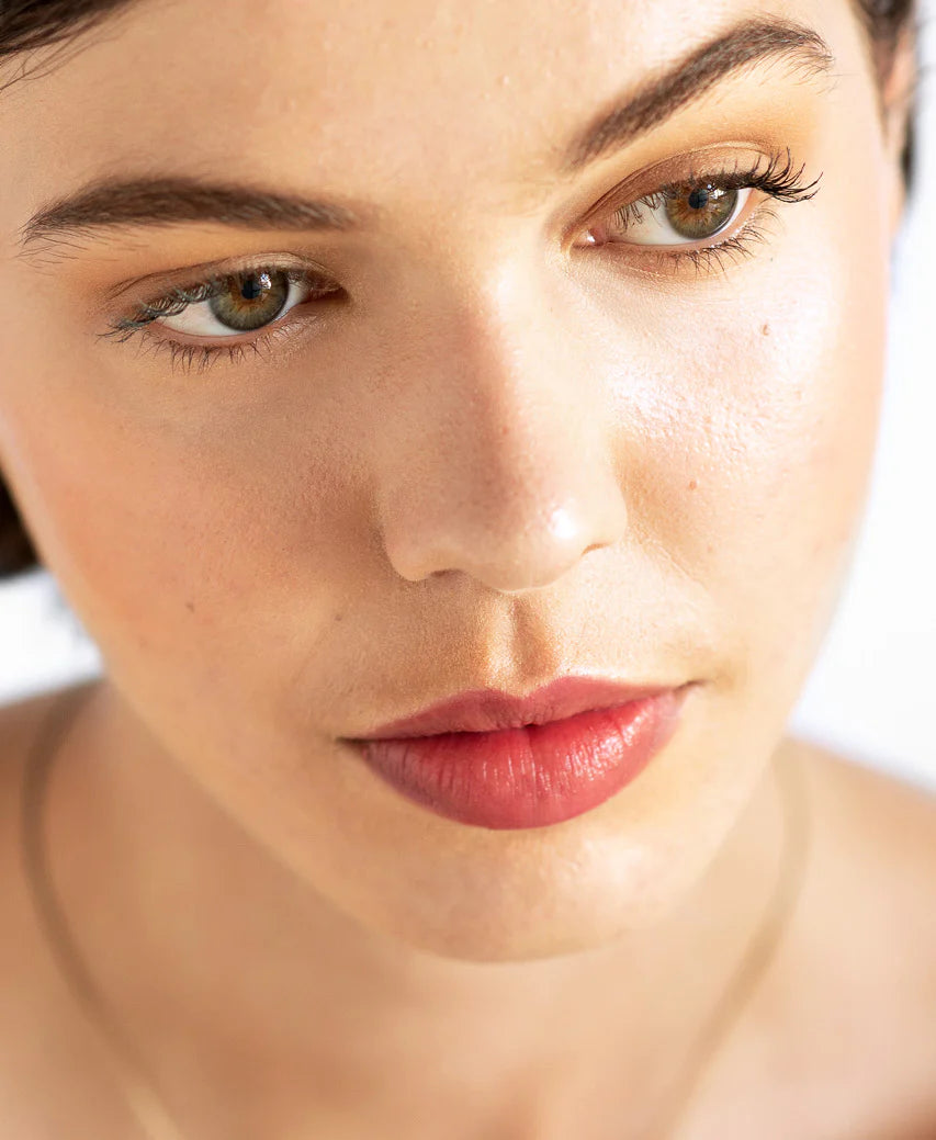 Oat Milk Foundation from ERE PEREZ available online on Qiyorro