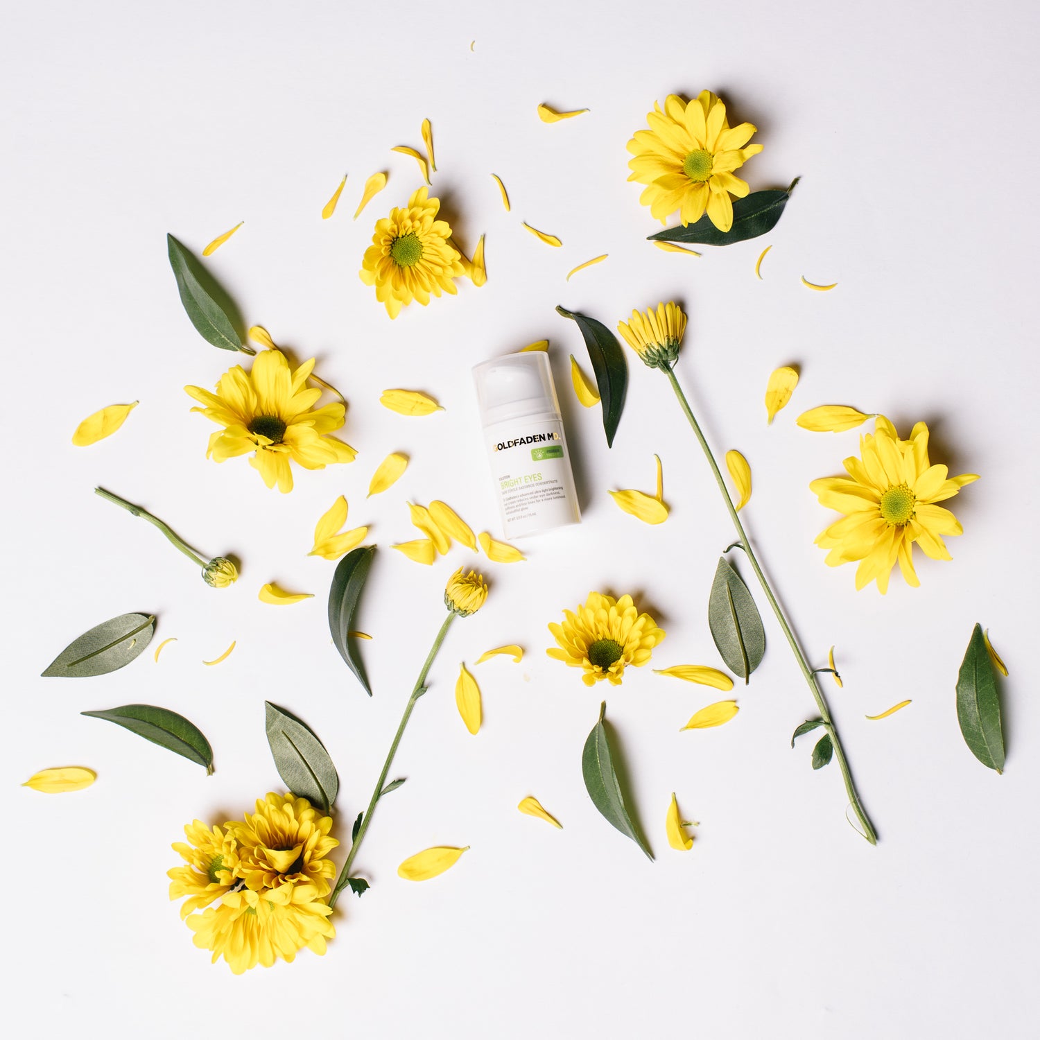 برايت آيز - مجمع تألق الهالات السوداء برايت آيز - مجمع تألق الهالات السوداء