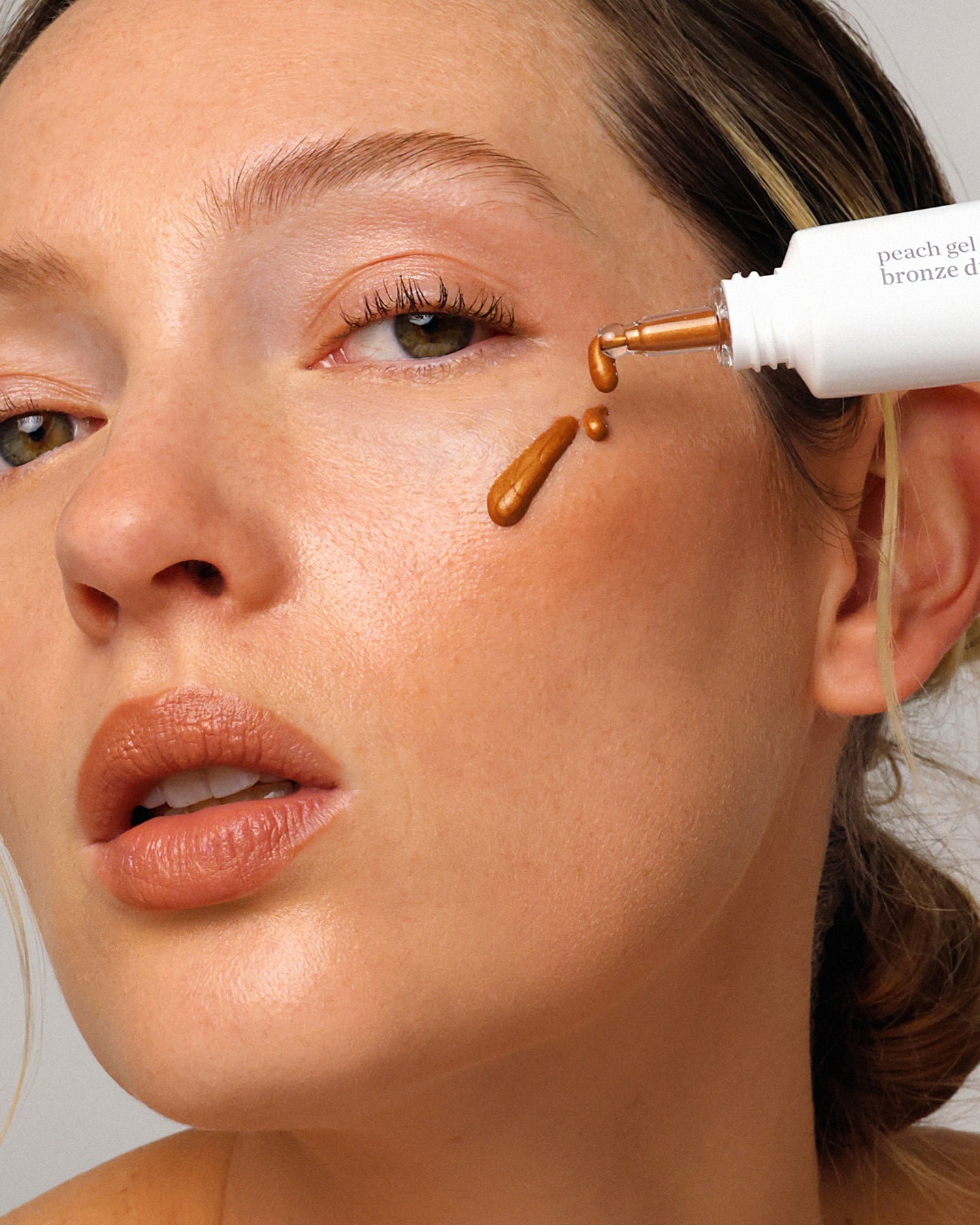 peach gel bronzing drops